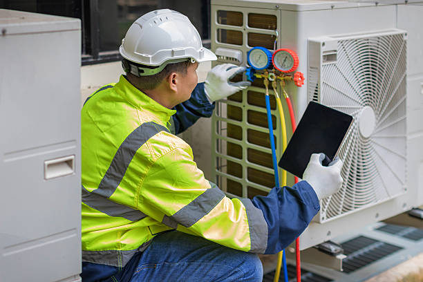 Professional Ductwork Repair technician working in Forest City, IA
